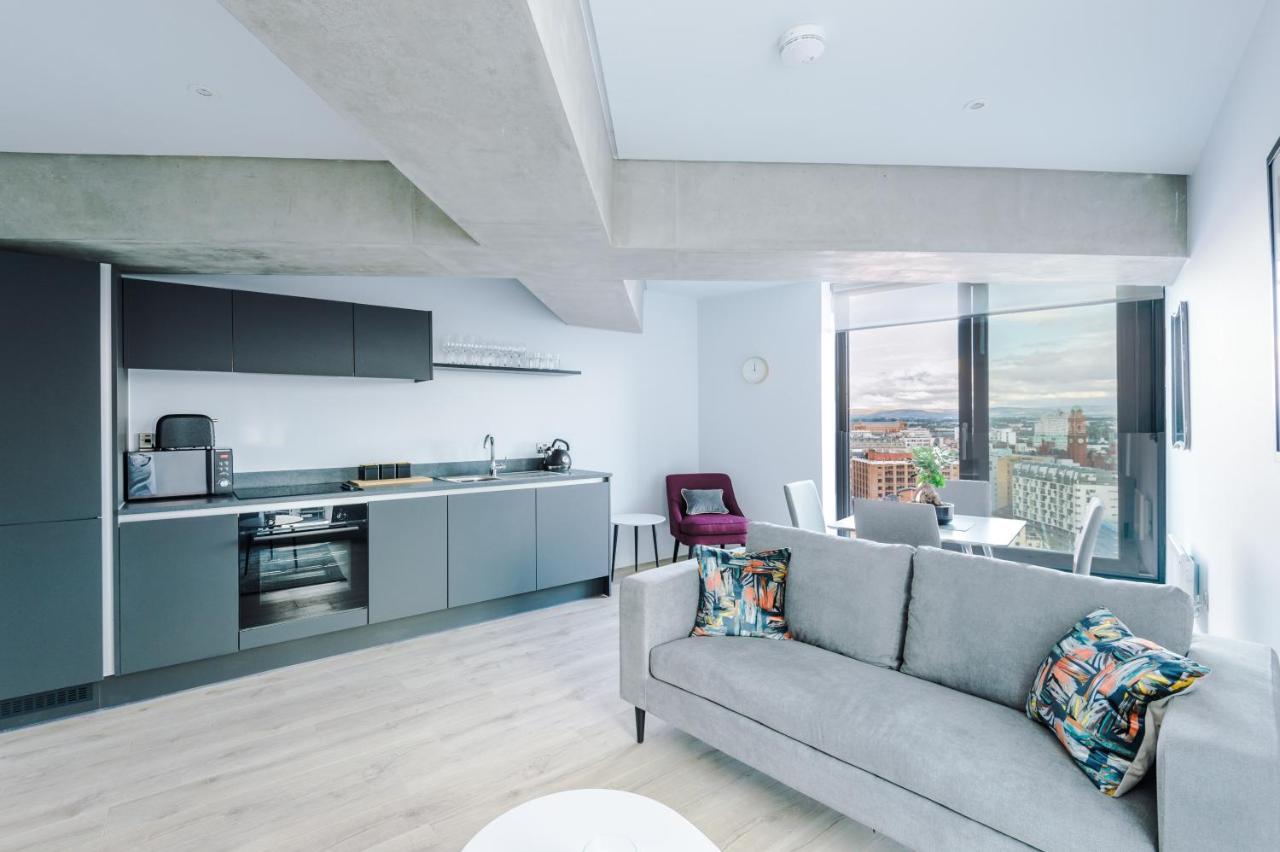 Hilltop Serviced - Deansgate Apartment