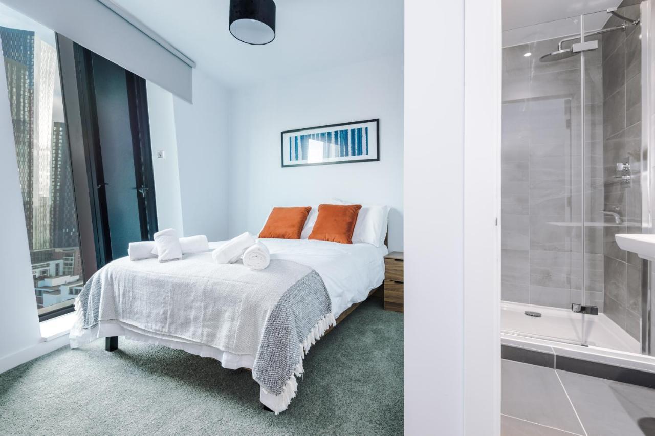 Hilltop Serviced - Deansgate Apartment *